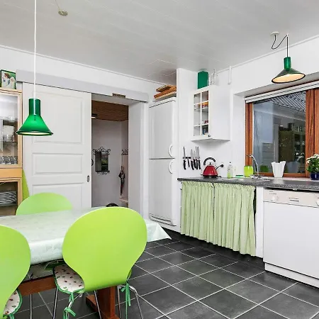 Holiday home 8 Person In Lb K *